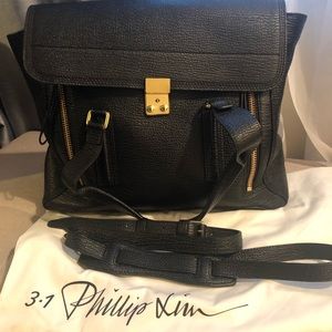 Mint Condition Large Pashi Satchel